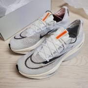 【⭐인기 런닝화 TOP2】나이키 에어 줌 알파플라이 넥스트% 2 photo review