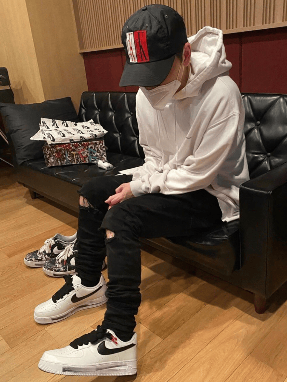【G-Dragon】나이키 x 피스마이너스원 에어포스 1 로우 파라노이즈 photo review
