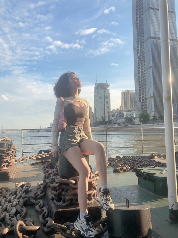 【🌟8월 핫 아이템】발렌시아가 트랙 2.0 라이프스타일 신발 photo review